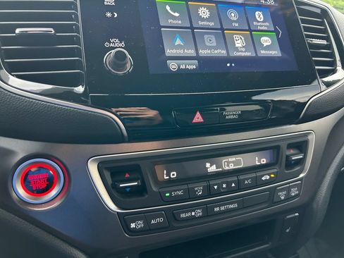 Used 2025 Honda Passport EX-L image 27