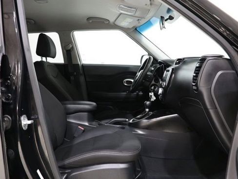 Used 2018 Kia Soul w/ Convenience Package FWD image 35