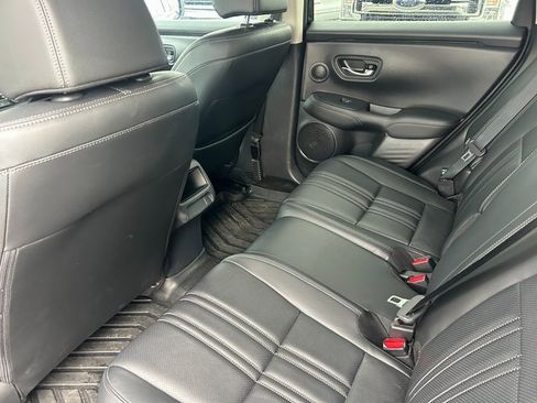 Used 2026 Honda HR-V EX-L image 31