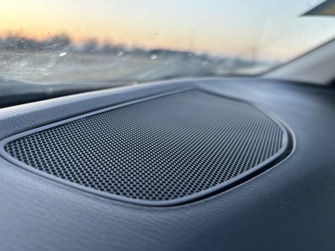 Used 2015 MAZDA MAZDA3 i SV image 19