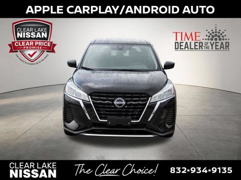 Certified 2025 Nissan Kicks Play S FWD image 2