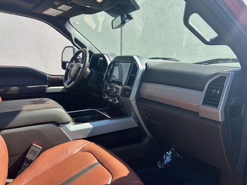 Used 2022 Ford F250 King Ranch w/ King Ranch Ultimate Package AWD/4WD image 16