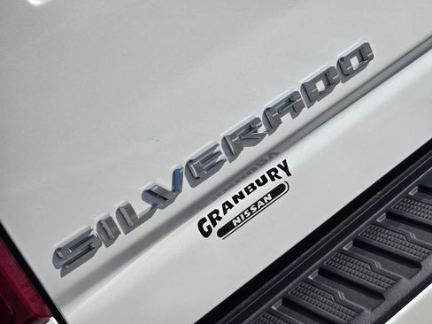 Used 2022 Chevrolet Silverado 3500 High Country image 10