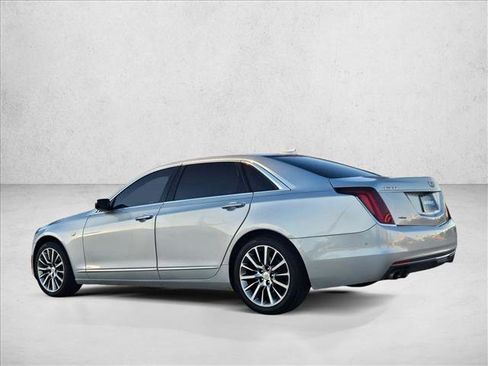 Used 2018 Cadillac CT6 Luxury image 8