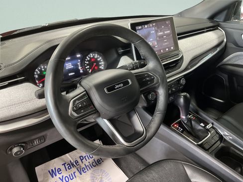 Used 2023 Jeep Compass Latitude image 15