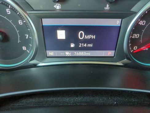 Used 2022 Chevrolet Equinox Premier AWD/4WD image 24