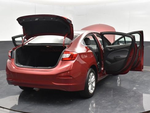 Used 2019 Chevrolet Cruze LT FWD image 35