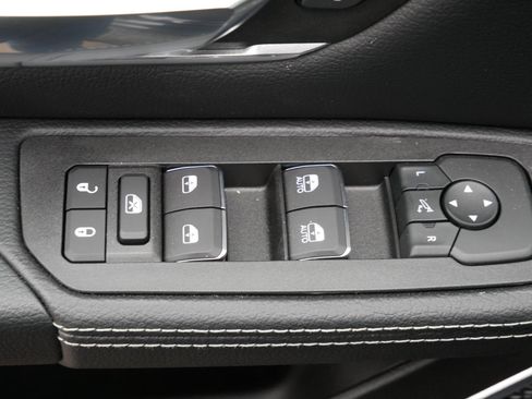 New 2026 RAM 1500 Laramie w/ Night Edition AWD/4WD image 13