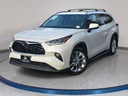 Used 2021 Toyota Highlander Limited