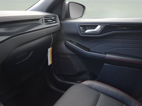 New 2026 Ford Escape ST-Line w/ Cold Weather Package image 11