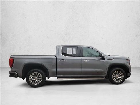 Used 2023 GMC Sierra 1500 Denali AWD/4WD image 4