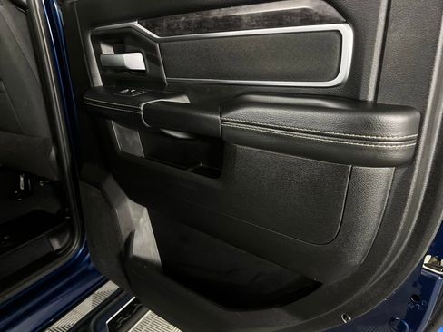 Used 2024 RAM 2500 Big Horn w/ Level 2 Equipment Group image 31