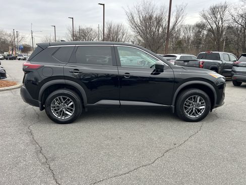 Certified 2023 Nissan Rogue S image 5