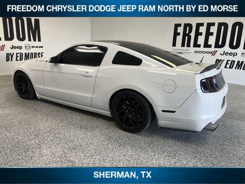Used 2014 Ford Mustang Premium w/ Comfort Package image 6