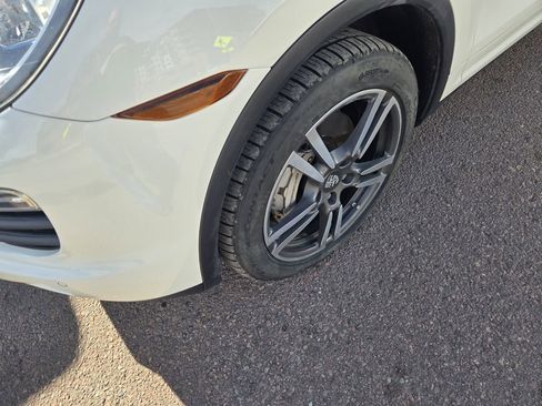 Used 2011 Porsche Cayenne S image 4