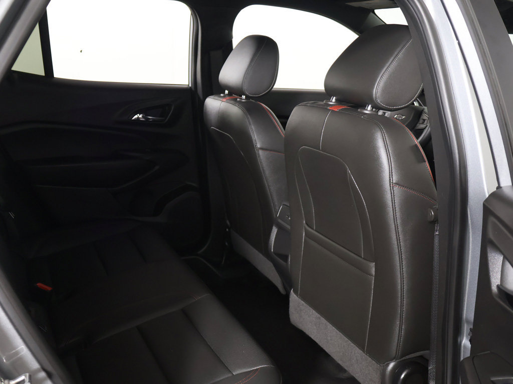 Used 2025 Chevrolet Trax RS FWD image 25