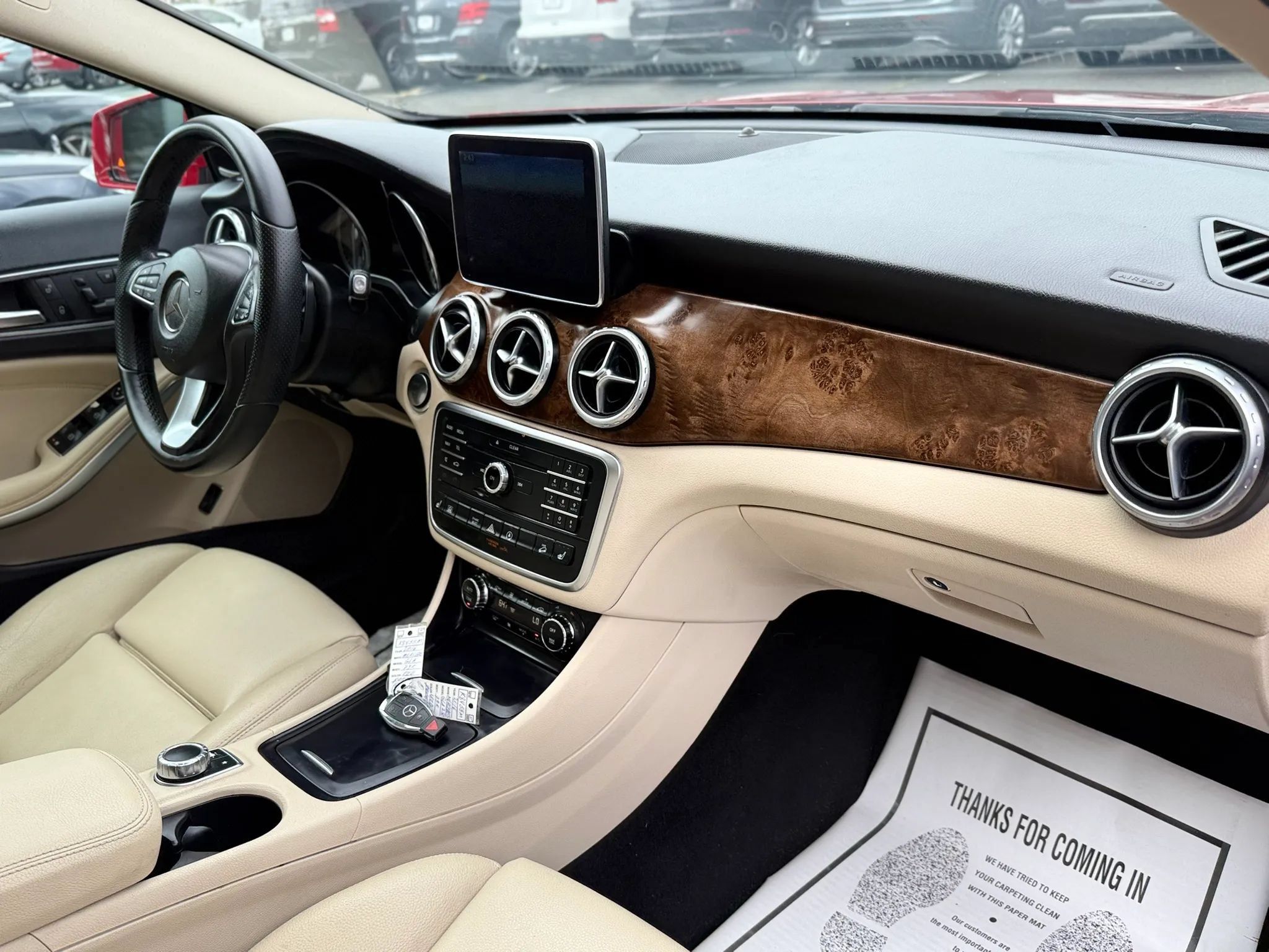 Used 2016 Mercedes-Benz GLA 250 4MATIC image 38