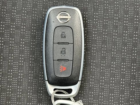 New 2026 Nissan Kicks S image 18