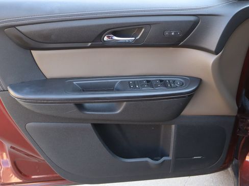 Used 2017 GMC Acadia Limited SLT FWD image 19