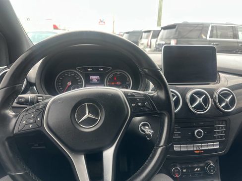 Used 2016 Mercedes-Benz B 250e image 22