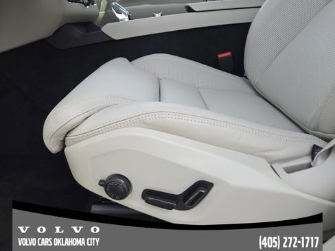 New 2026 Volvo XC90 B6 Ultra w/ Protection Package AWD/4WD image 23