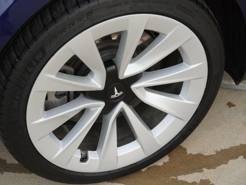 Used 2023 Tesla Model 3 Standard Range RWD image 11