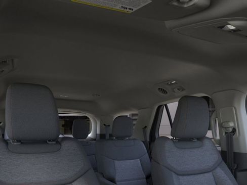 New 2026 Ford Explorer Active image 22