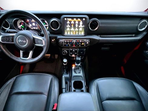 Used 2023 Jeep Wrangler Unlimited Sahara w/ Cold Weather Group image 14