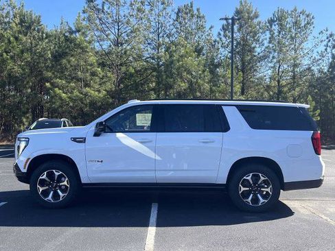 New 2026 GMC Yukon XL AT4 w/ AT4 Premium Plus Package image 26