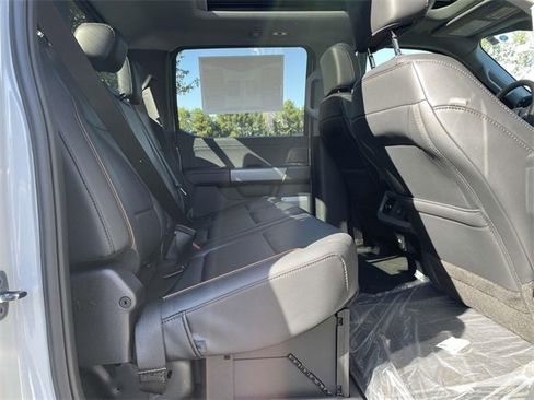 New 2025 Ford F250 Lariat w/ Lariat Ultimate Package image 29