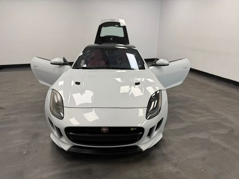 Used 2017 Jaguar F-TYPE R AWD/4WD image 30