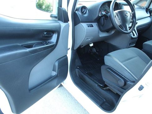 Used 2020 Nissan NV200 SV w/ Sliding Glass Door Package FWD image 13