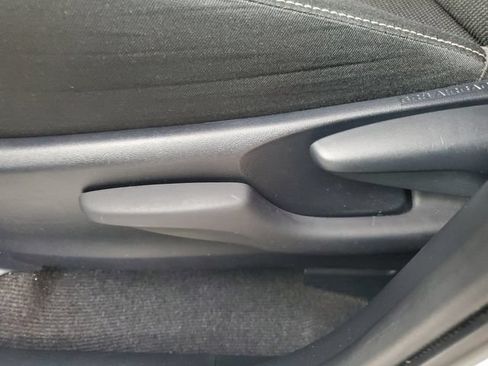 Used 2017 Toyota RAV4 XLE FWD image 21