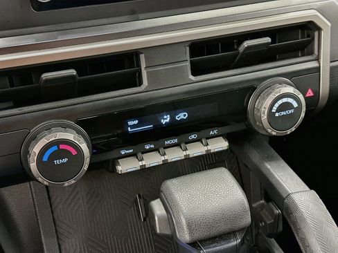 Used 2025 Toyota 4Runner SR5 AWD/4WD image 24