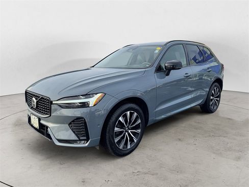 Certified 2023 Volvo XC60 B5 Plus w/ Climate Package image 2