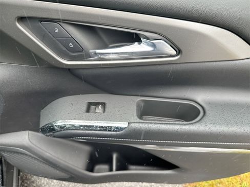 New 2026 Chevrolet Traverse LT image 33