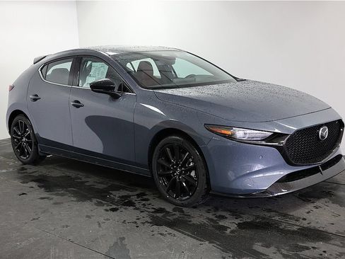 New 2026 MAZDA MAZDA3 Hatchback w/Premium Plus Pkg AWD/4WD image 36