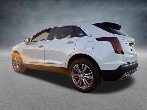 Certified 2025 Cadillac XT5 Premium Luxury image 4