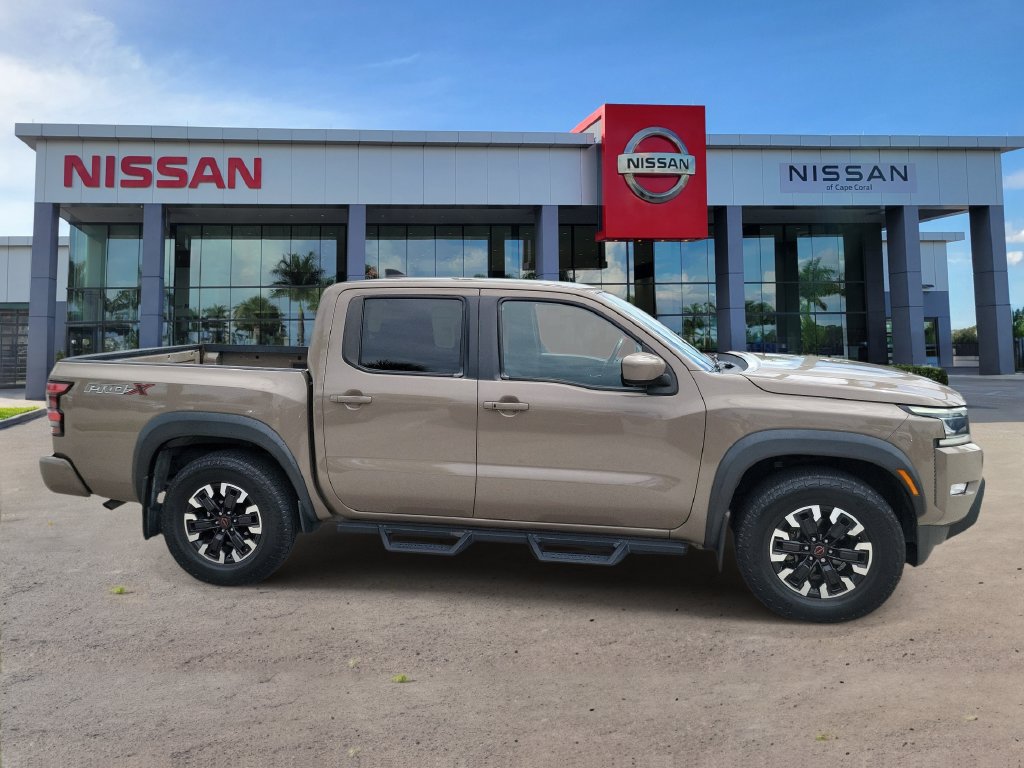Used 2023 Nissan Frontier Pro-X w/ Tow Package RWD image 2