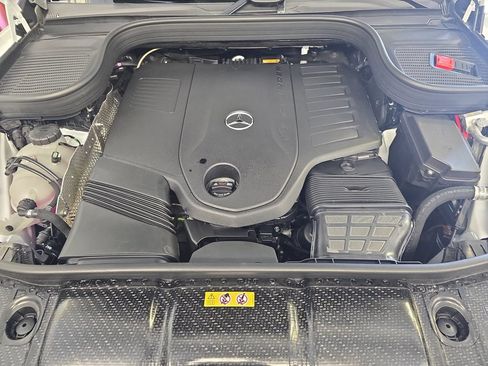 New 2026 Mercedes-Benz GLS 450 4MATIC image 33