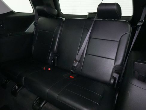 Used 2019 Chevrolet Traverse LT w/ LT Premium Package AWD/4WD image 25
