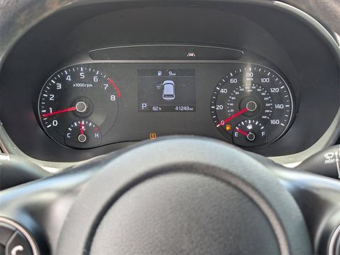 Used 2022 Kia Soul LX w/ Technology Package image 22