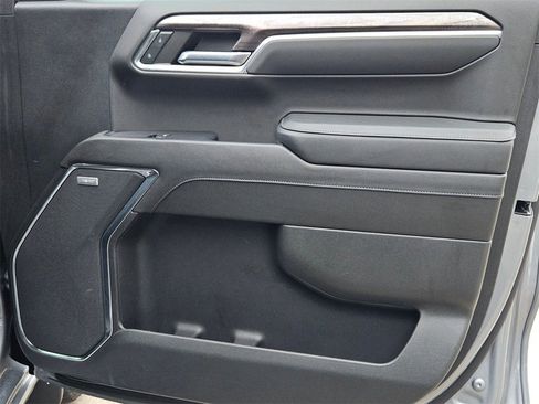 Used 2024 Chevrolet Silverado 1500 LTZ w/ LTZ Premium Package image 19