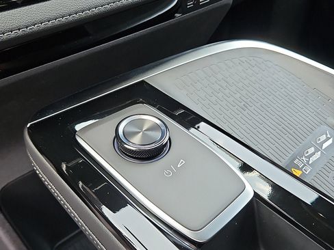 New 2026 Buick Enclave Preferred w/ Power Package FWD image 19