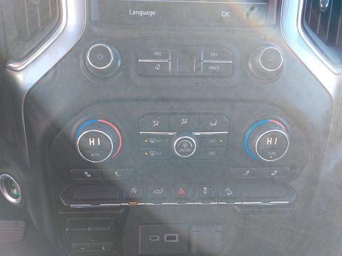 Used 2019 Chevrolet Silverado 1500 LT Trail Boss image 21