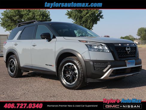 Used 2024 Nissan Pathfinder Rock Creek AWD/4WD image 2