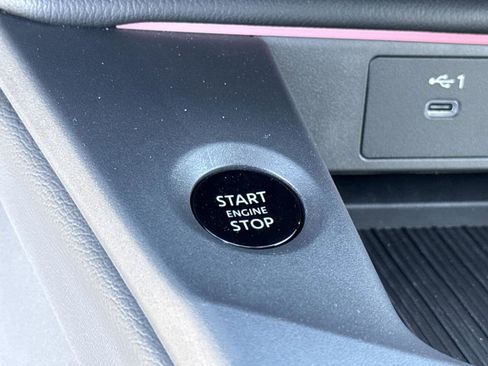 New 2026 Nissan Sentra SR w/ Floor Mat Package FWD image 15