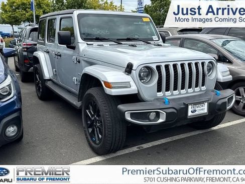 Used 2023 Jeep Wrangler Unlimited Sahara w/ Cold Weather Group AWD/4WD image 1