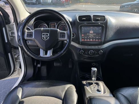 Used 2016 Dodge Journey Crossroad FWD image 13