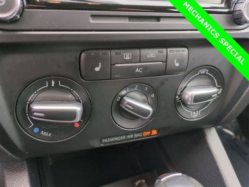 Used 2011 Volkswagen Jetta SE image 27